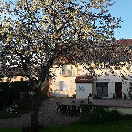 Escampette Hotell Saint-Aubin-en-Charollais Exteriör bild