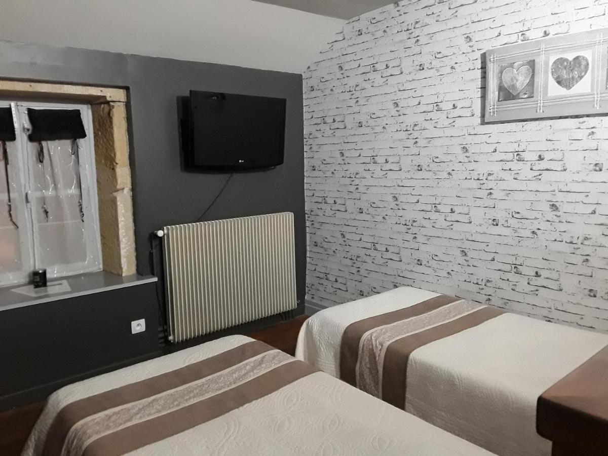 Escampette Hotell Saint-Aubin-en-Charollais Exteriör bild